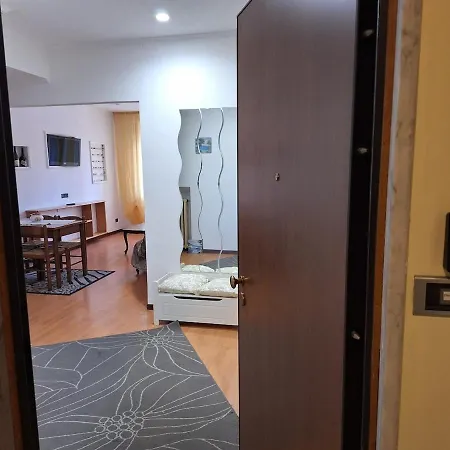 Aurora Apartment *